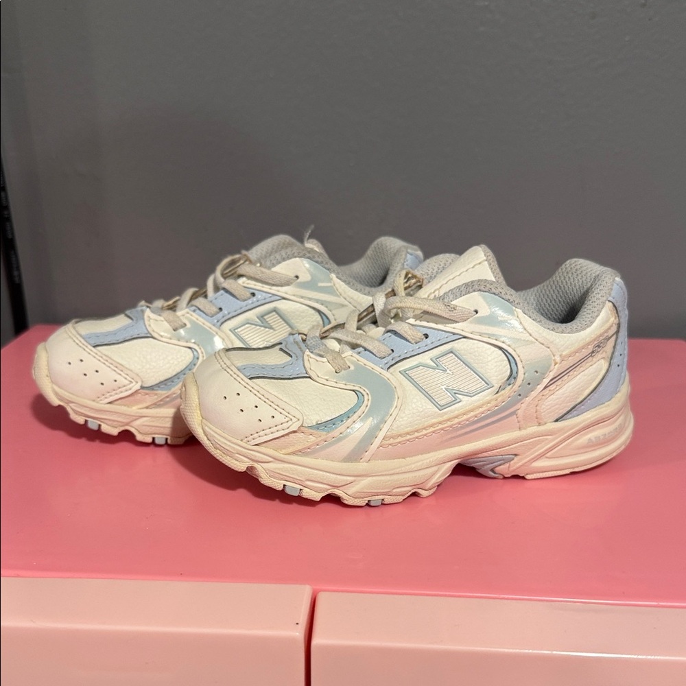 New Balance Kids Sneakers - White and Light Blue